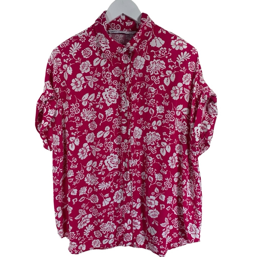 Vero  Pink bold Floral Blouse size large